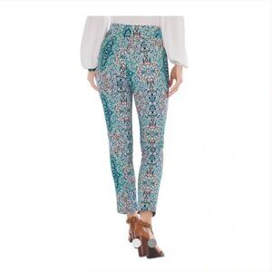 Chico's Brigitte Medallion Slimming Ankle Pants Size (8R) Elastic Pull On